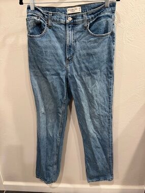 Abercrombie & Fitch 90s Straight Leg Ultra High Rise Jeans